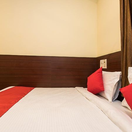 Oyo 11945 Hotel Glory Palace Indore Buitenkant foto
